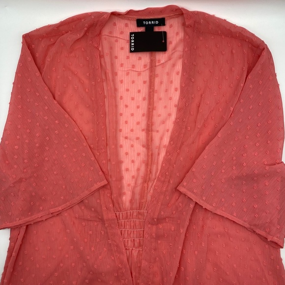 Torrid Women’s Plus Size Coral Pink Hi-Lo Clip Dot Open Kimono Sizes 1X 2X 3X 4X - Picture 7 of 14